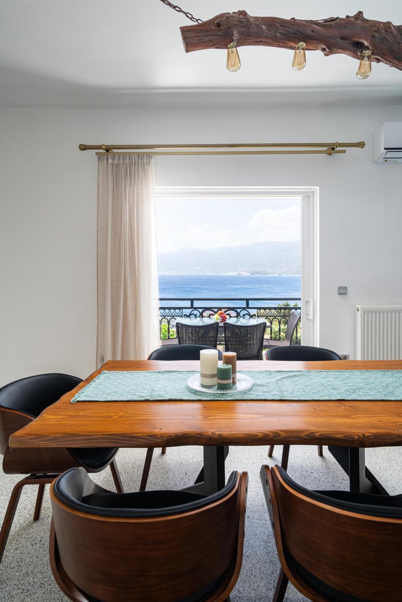 Ocean Holiday home